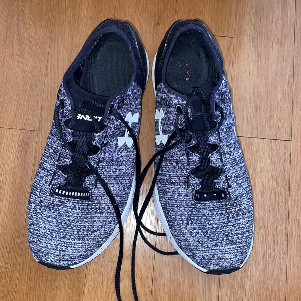 Under Armour Bandit 3 Sneakers- size 10